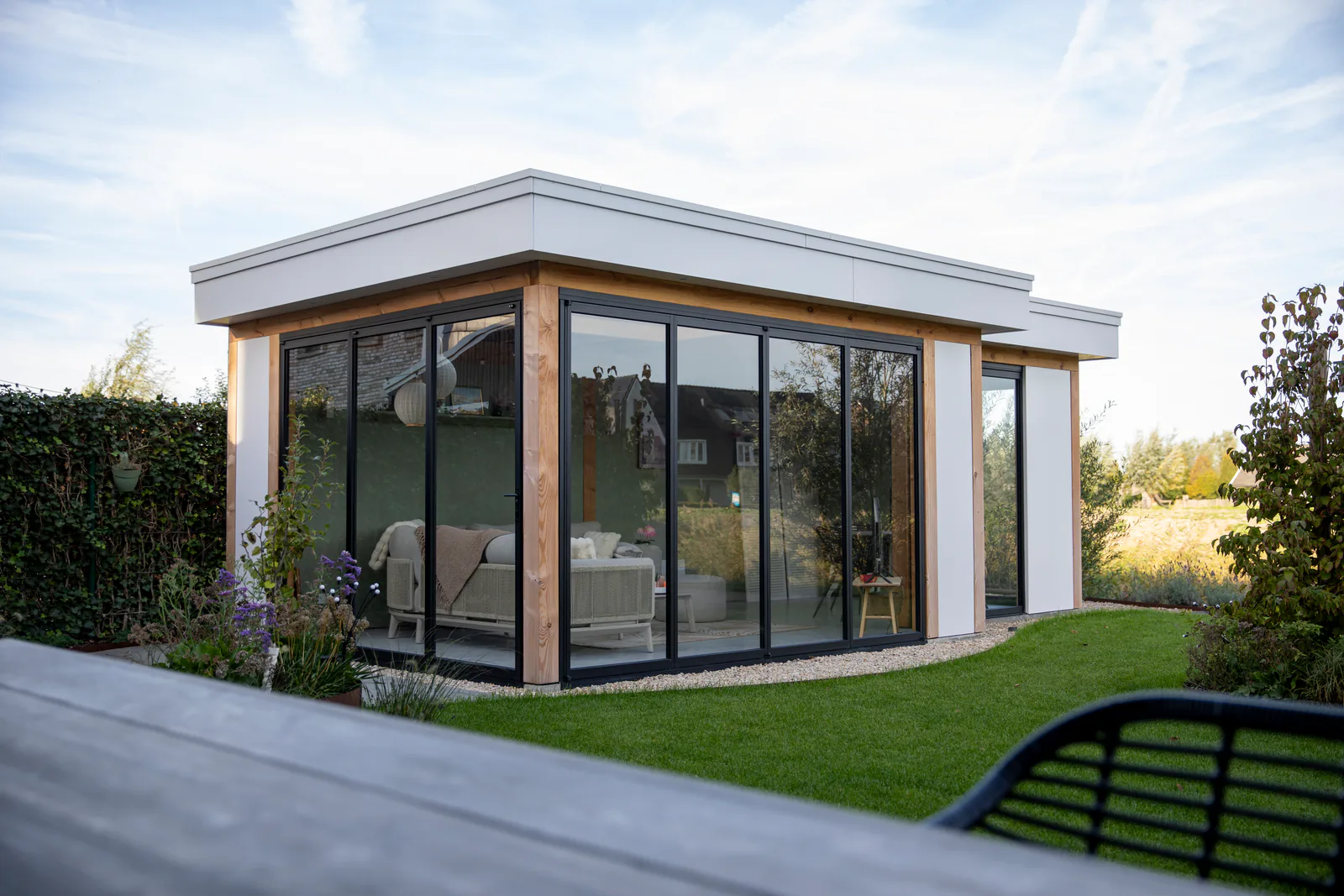 Tuin met tuinkamer in Maassluis